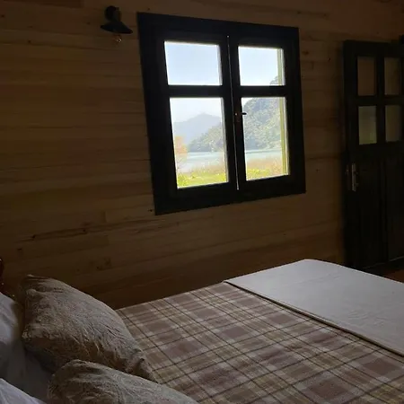 Holiday home Lake Wood House *