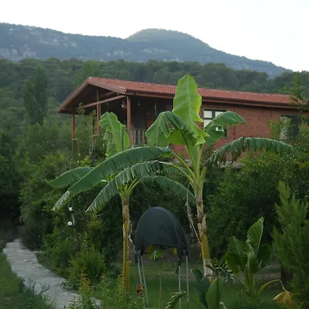 Lake Wood House